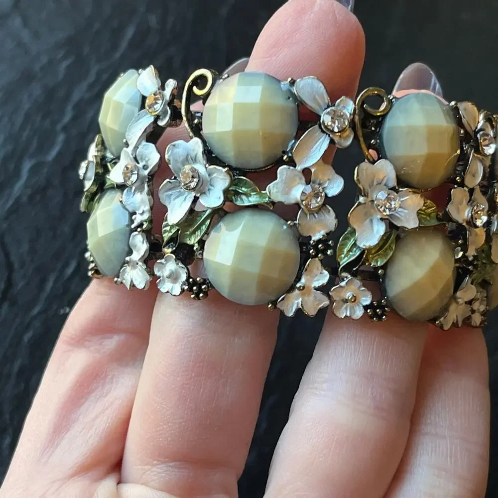 Estate Vintage White Green and Bronze Floral Garden Expanding Cuff Bracelet